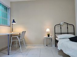 Lakeview Estate (D20), Apartment #625778191